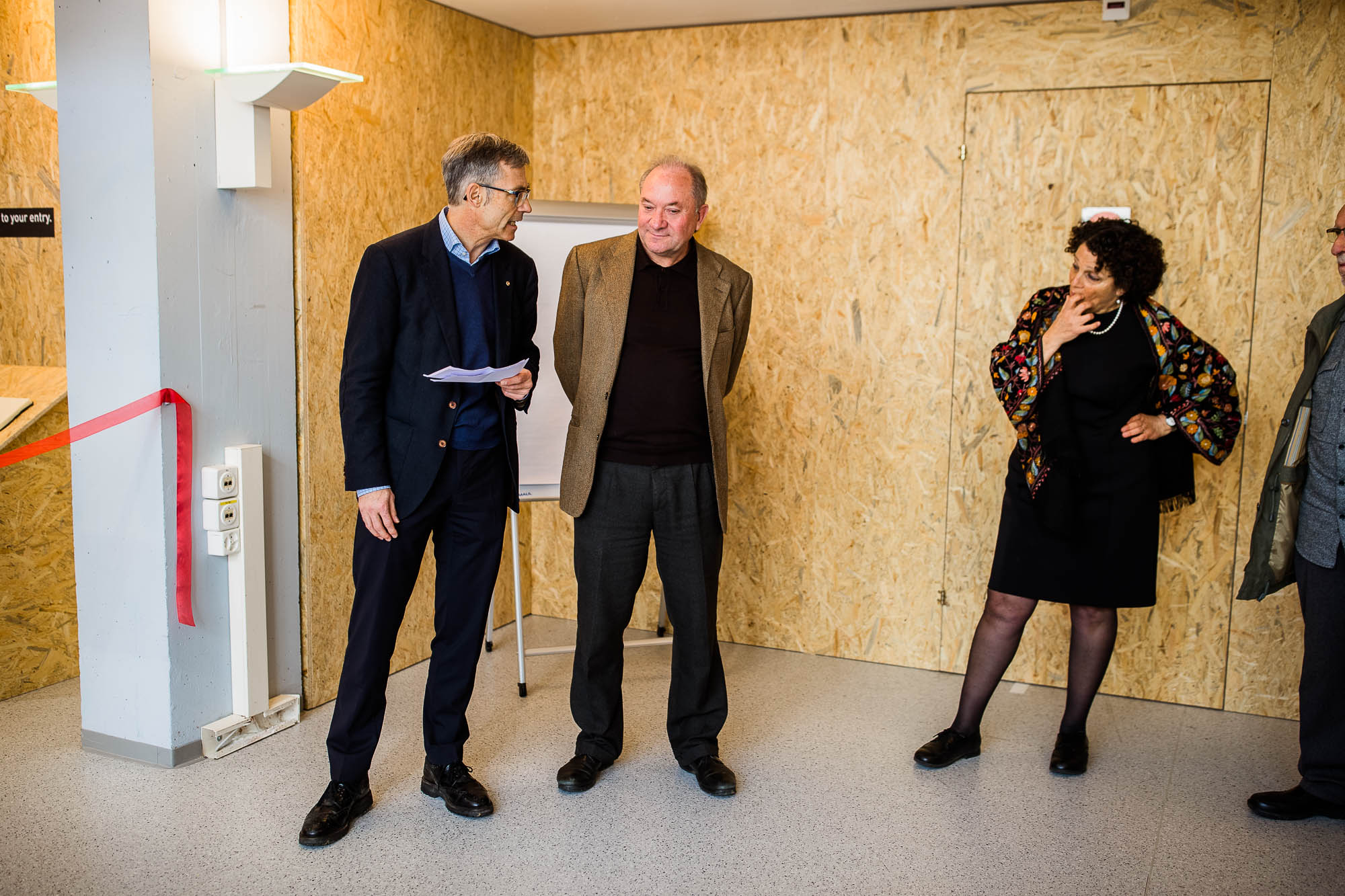 Export x3 1DX23074 Business 2020 Opening MOBI